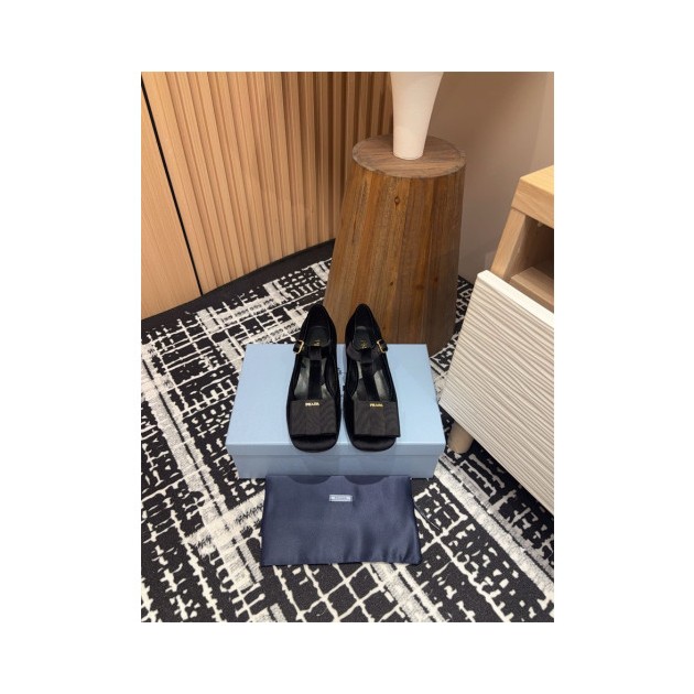 PRADA 프라다 여성용 로퍼 (굽높이3.5CM) P66352-1 2024/신상 2COLOR