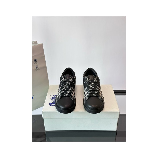 BURBERRY 버버리 남성용 스니커즈 B67634-2 2024/신상 2COLOR