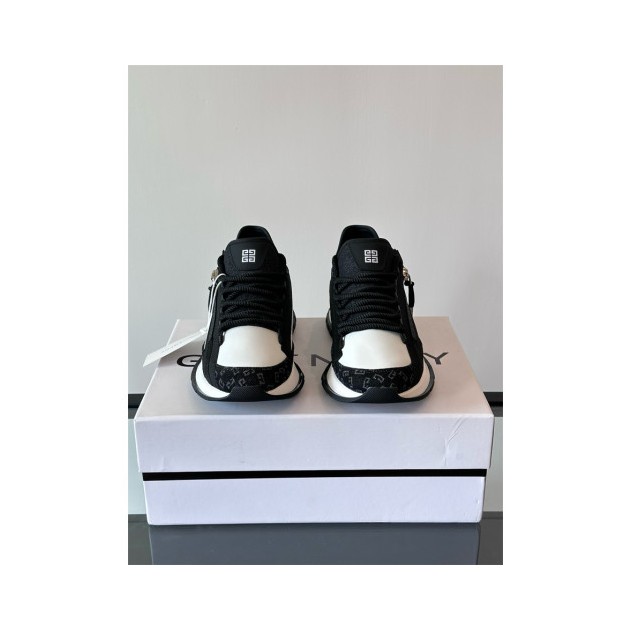 GIVENCHY 지방시 남성용 스니커즈 G88786-2 2024/신상 2COLOR