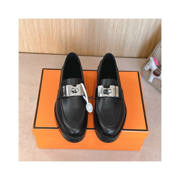 HERMES 에르메스 여성용 로퍼 H69599-2 2024/신상 2COLOR