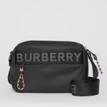 BURBERRY 버버리 로고 디테일 크로스바디백 80256691