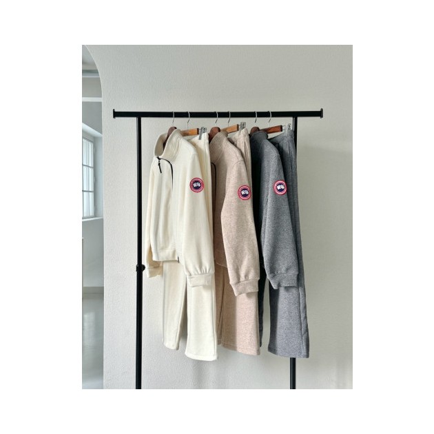 CANADA GOOSE 캐나다구스 여성 니트 양기모 집업 팬츠 세트