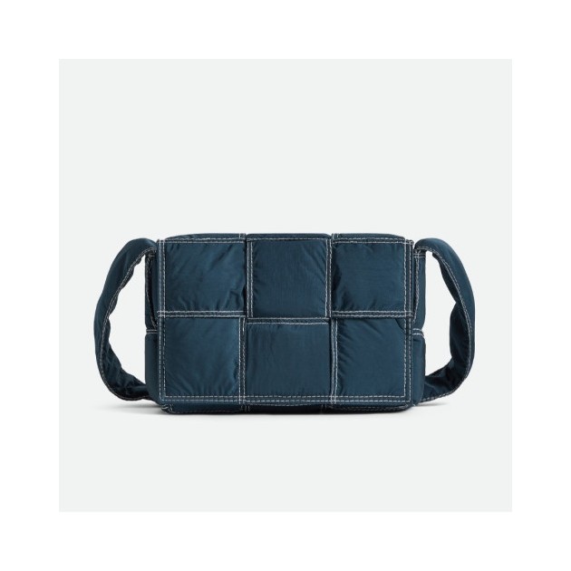 BOTTEGA VENETA 보테가베네타 스몰 패디드 테크 카세트 795675