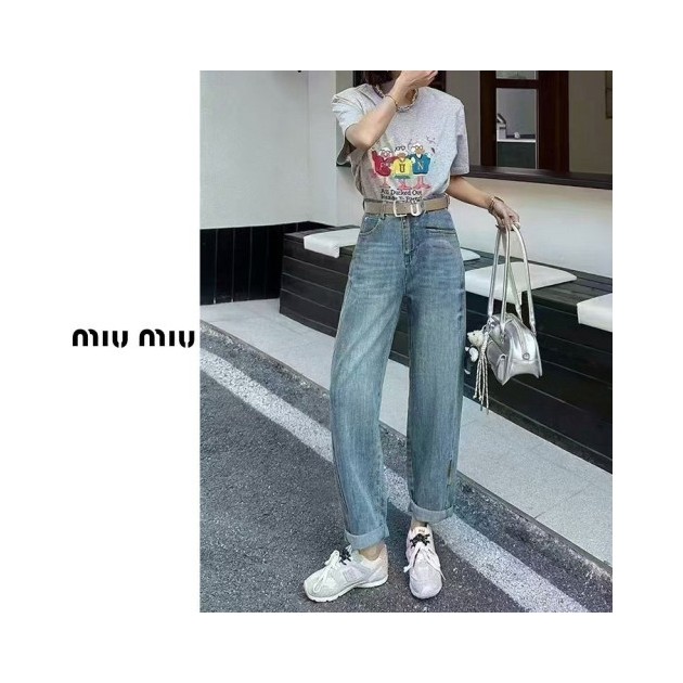 MIUMIU 미우미우 엠보 로고 롤업 진
