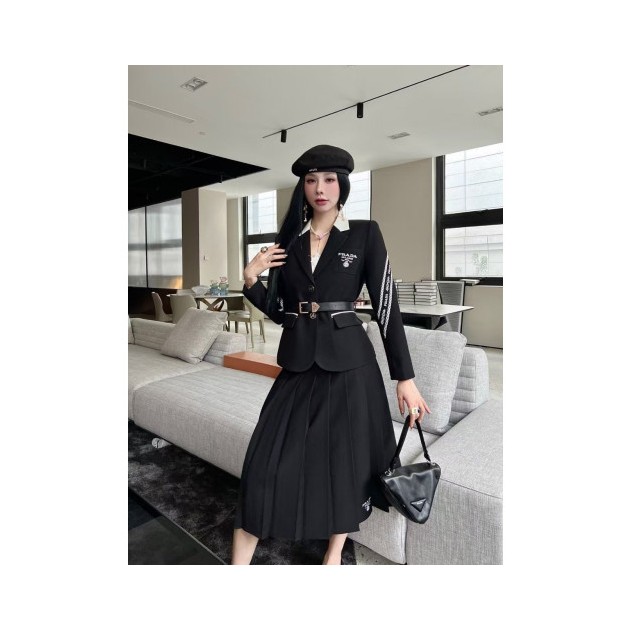 PRADA 프라다 롱 스커트 자켓셋트