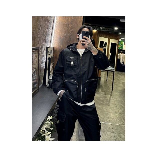 PRADA 프라다 리나일론 멀티 지퍼 포켓 후드 자켓