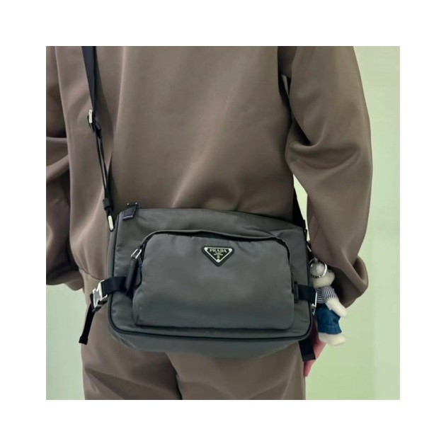 PRADA 프라다 리나일론 스몰 메신저백 2VH192