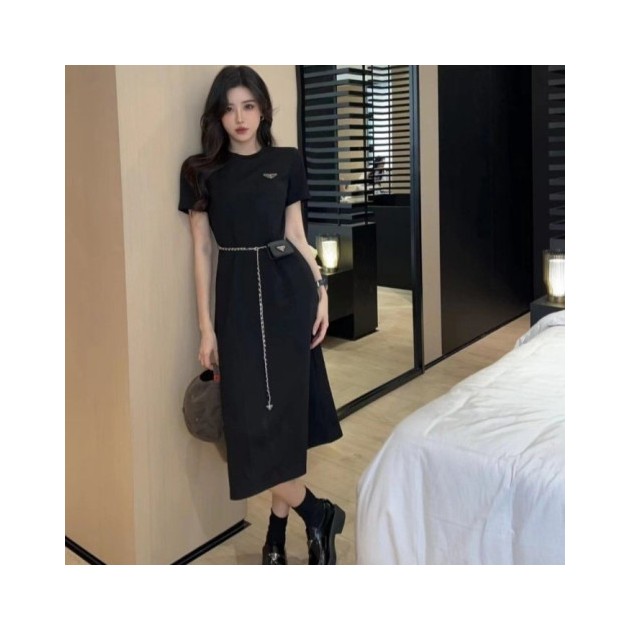 PRADA 프라다 미니 체인 가방 원피스