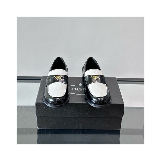 PRADA 프라다 남성용 로퍼 P56543 2COLOR