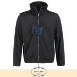 PRADA 프라다 클래식 블랙 삼각로고 빅후드 바람막이