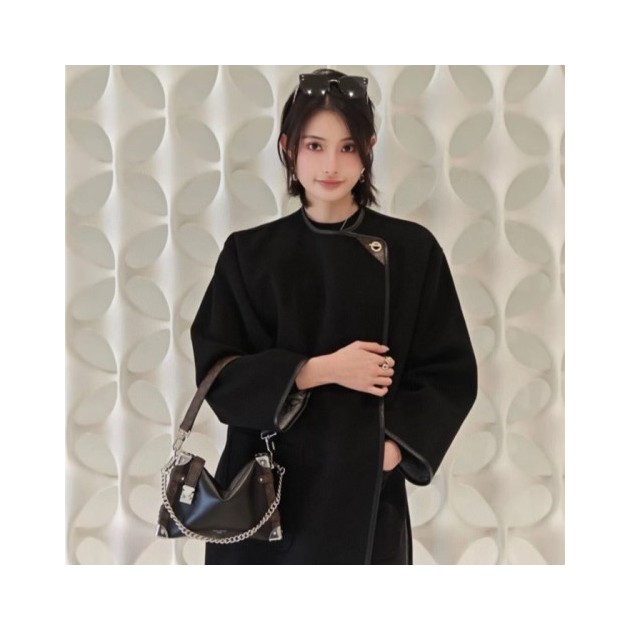 LOUIS VUITTON 루이비통 사이드 트렁크 바이브 MM M15195