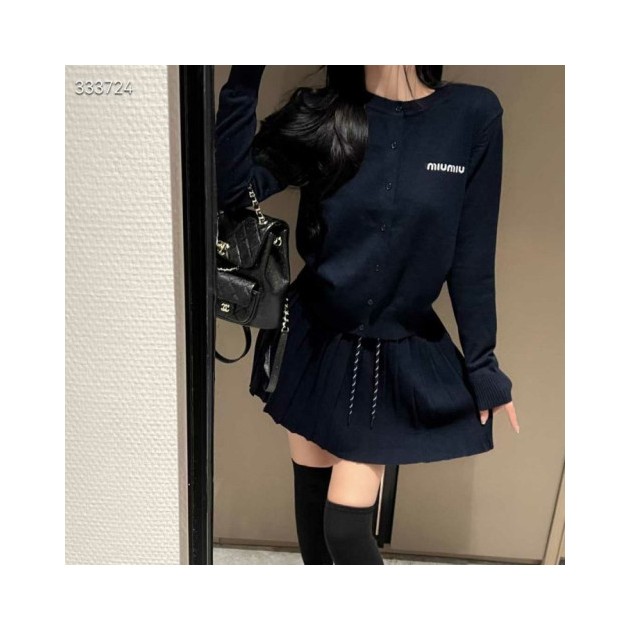 MIUMIU 미우미우 니트 셋업 4COLOR