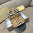 BURBERRY 버버리 체크 모자