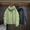 PRADA 프라다 메탈 플레이트 윈드 다운 패딩
